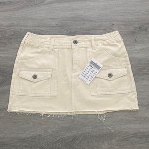 brandy melville corinne cargo mini skirt